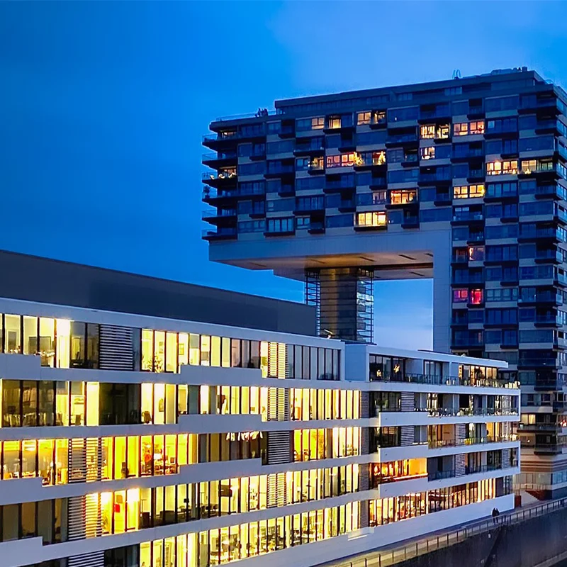 Smart Apartments and Hotels