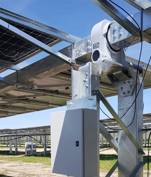 Smart Solar Tracker - EFR32 Zigbee mesh control box and STM32 drive for photovoltaic tracking